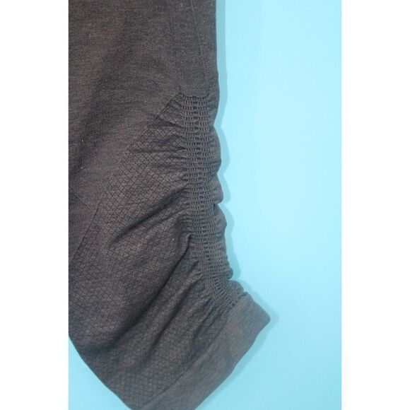 Lululemon Heathered Gray Inkwell in the Flow Crop II Size 6 - Picture 7 of 7